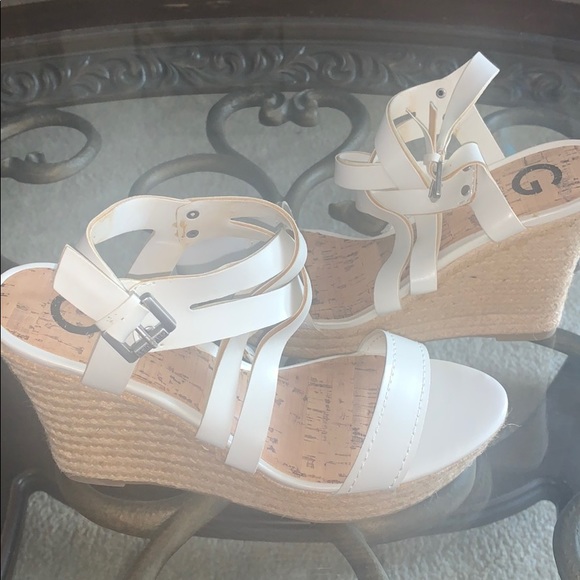 White Guess Wedges - Picture 4 of 8
